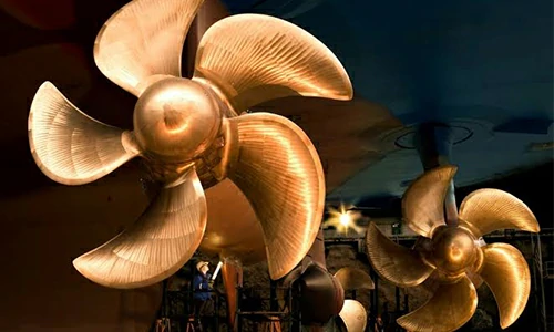 Comparison of Propellers Made of Different Materials-image1